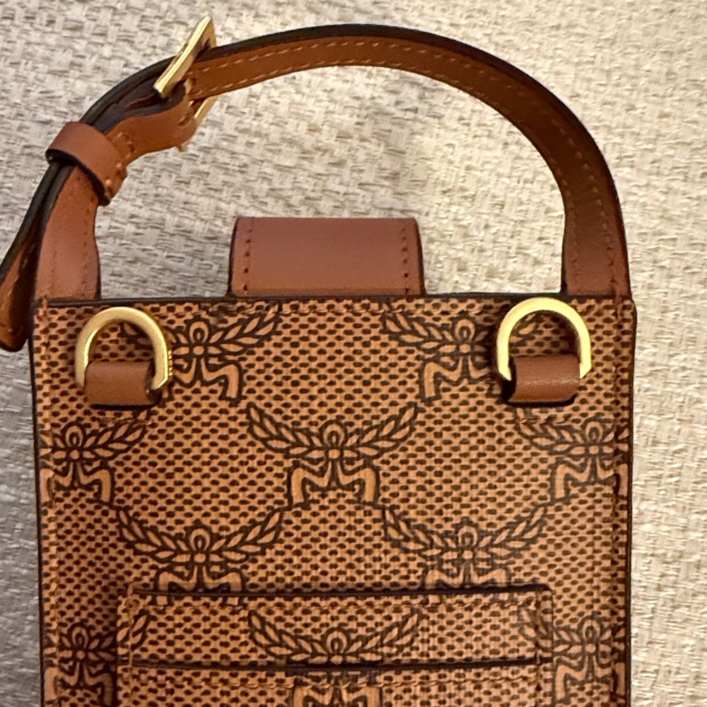MCM Tan and Black Monogram Bag - Picture 4 of 10
